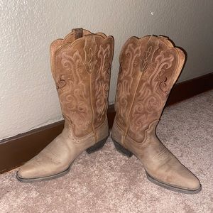 Women’s Justin Boots